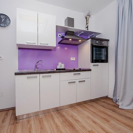 Apartment Api Rovinj Exteriör bild